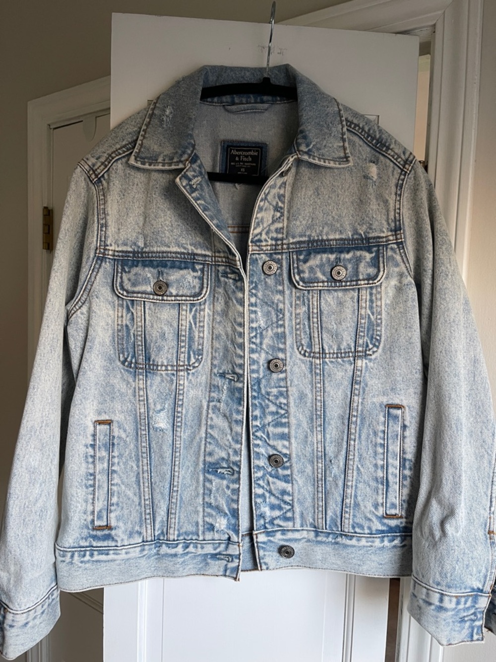 Abercrombie & Fitch Distressed Denim Jacket 100% Cotton